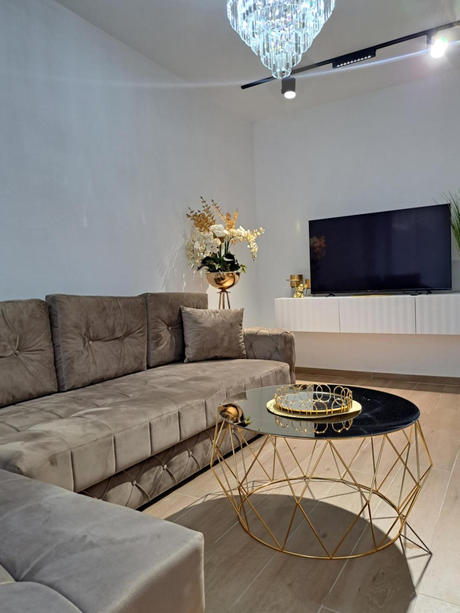 אולסינץ' Apartments Pepdjonovic מראה חיצוני תמונה