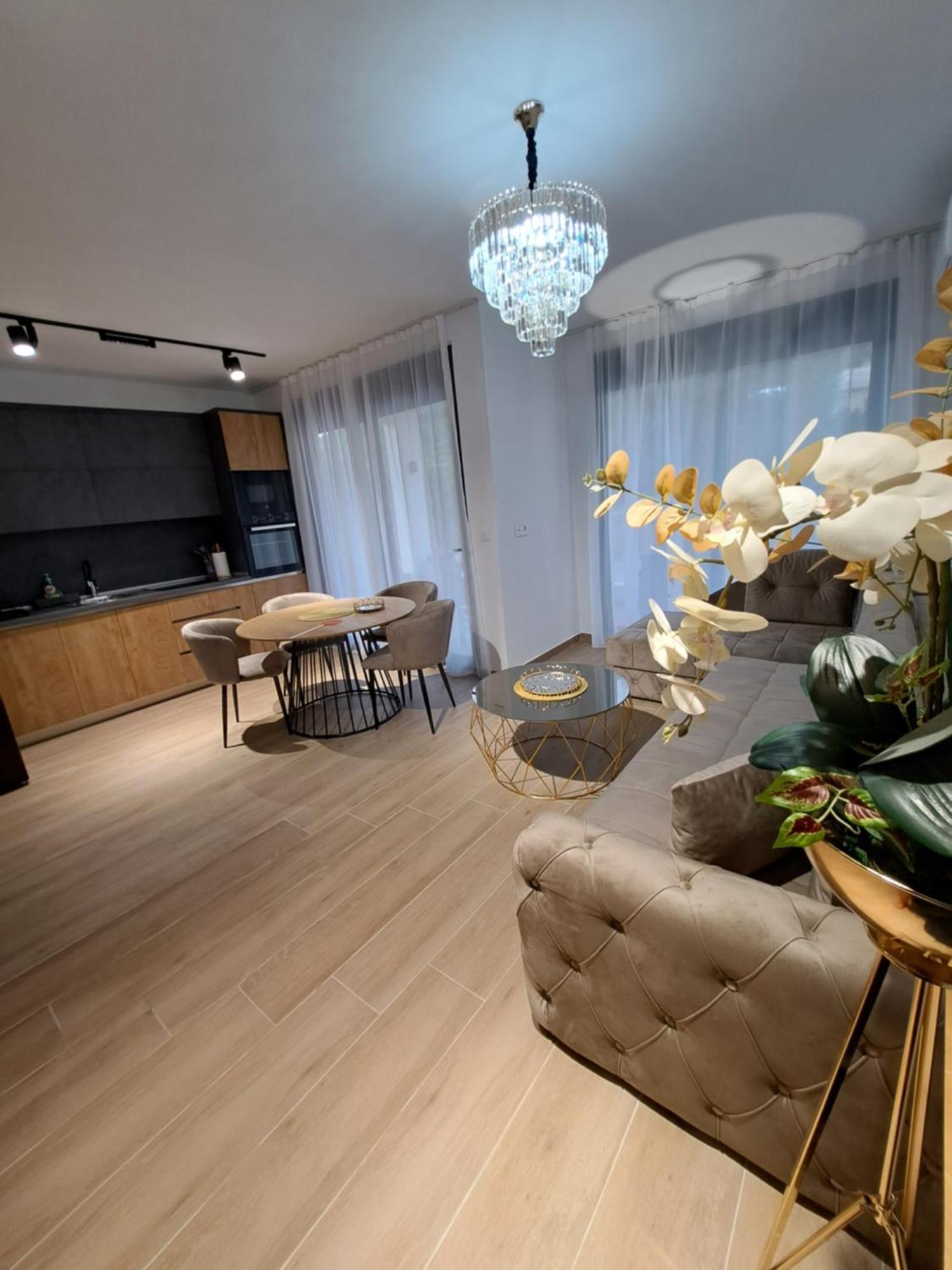אולסינץ' Apartments Pepdjonovic מראה חיצוני תמונה